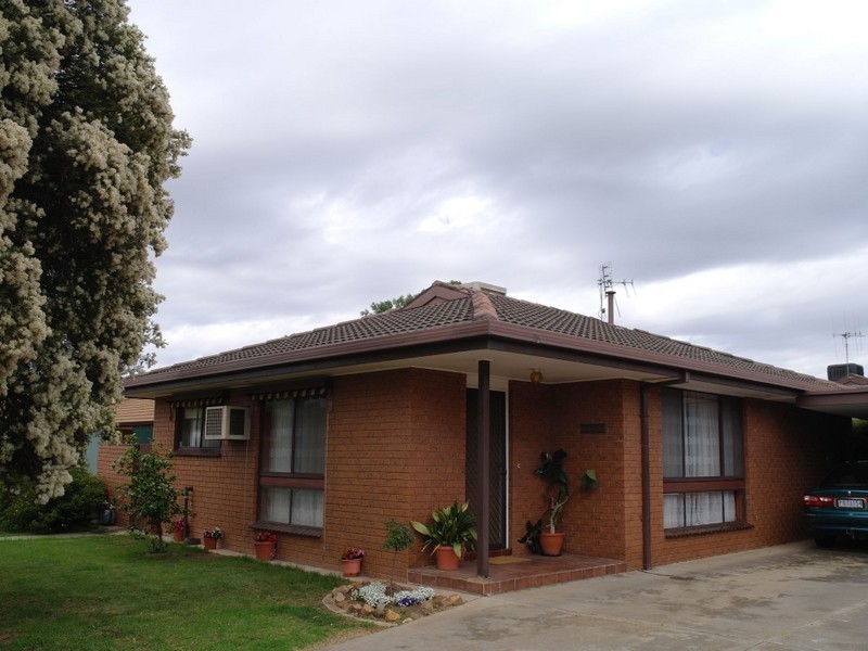 2-41 Waller Street, Benalla VIC 3672