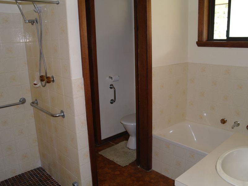 2-41 Waller Street, Benalla VIC 3672