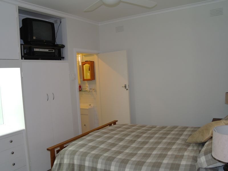 24 Egmont Street, Benalla VIC 3672