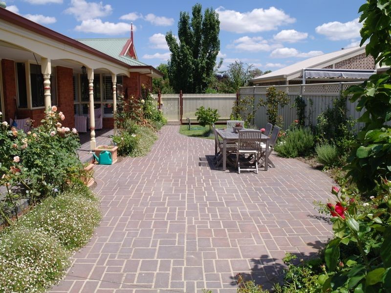 16 Kurrajong Court, Benalla VIC 3672