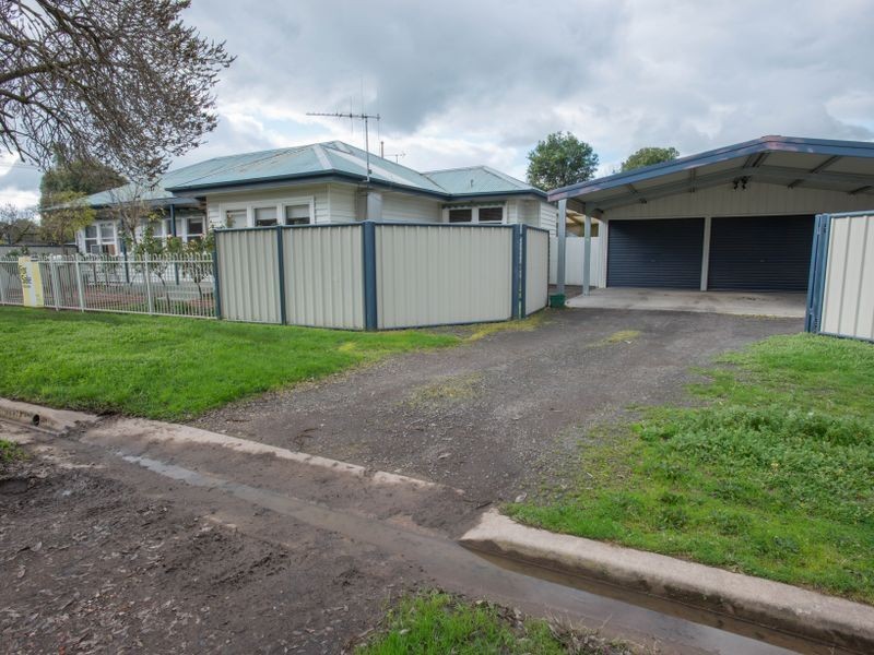 3 Goomalibee Street, Benalla VIC 3672