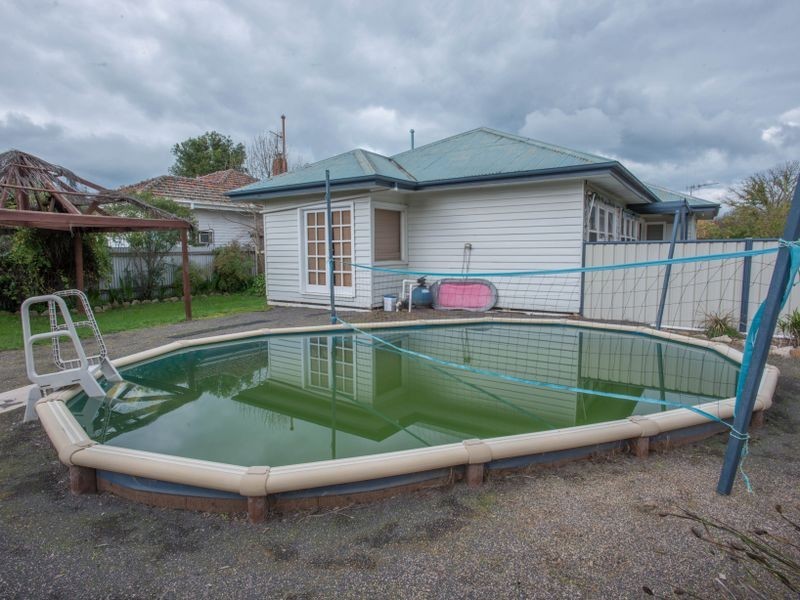 3 Goomalibee Street, Benalla VIC 3672