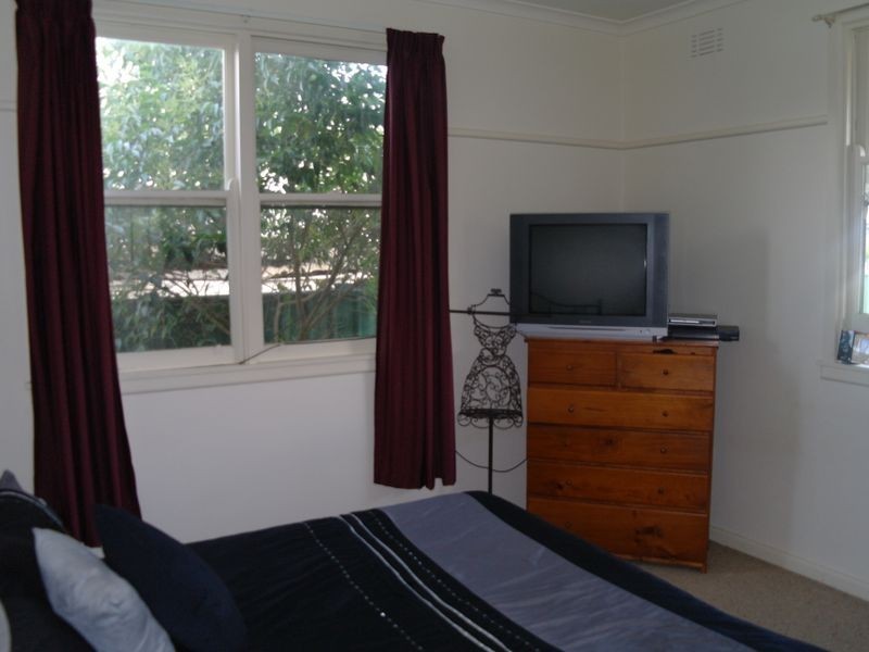 21 Meadows Avenue, Benalla VIC 3672