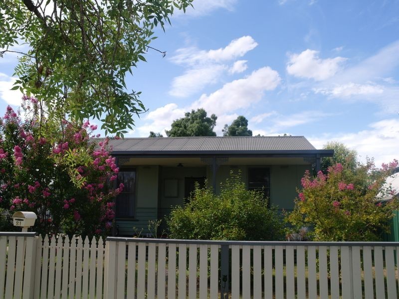 21 Meadows Avenue, Benalla VIC 3672