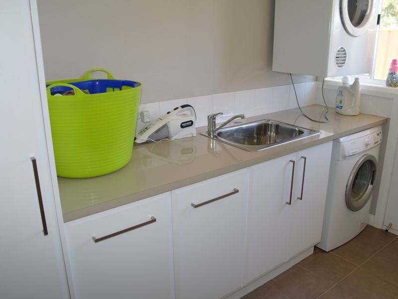 15 Alexander Gray Lane, Benalla VIC 3672