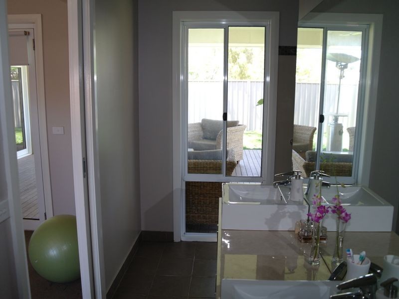 15 Alexander Gray Lane, Benalla VIC 3672