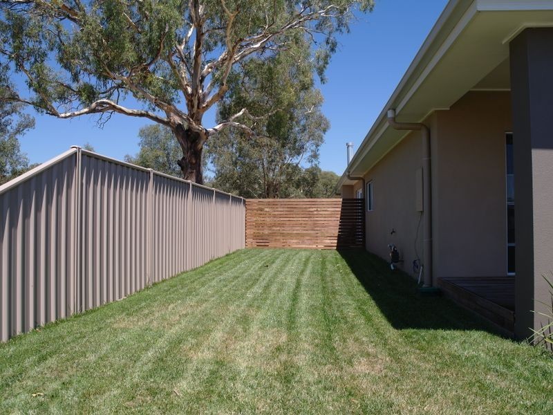 15 Alexander Gray Lane, Benalla VIC 3672