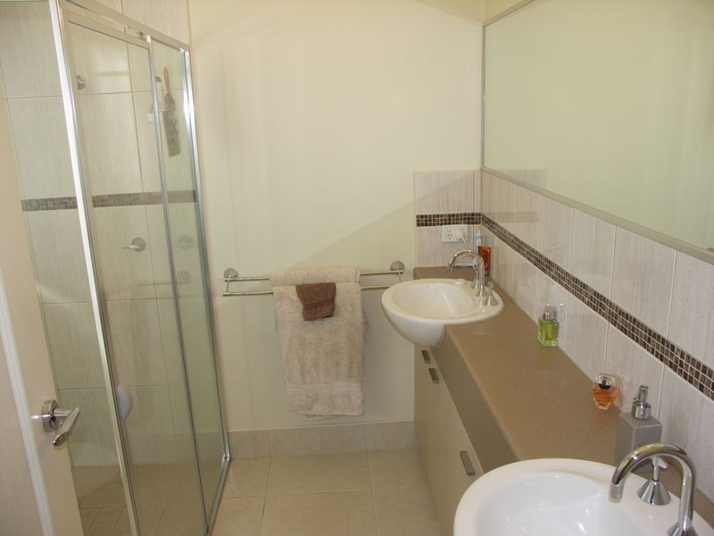 15 Shawbrook Avenue, Benalla VIC 3672