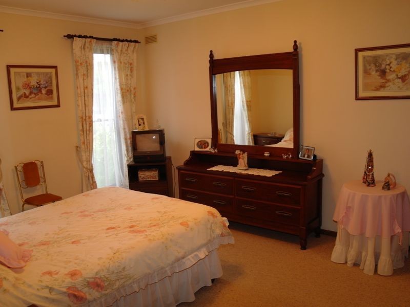 103 Coish Avenue, Benalla VIC 3672