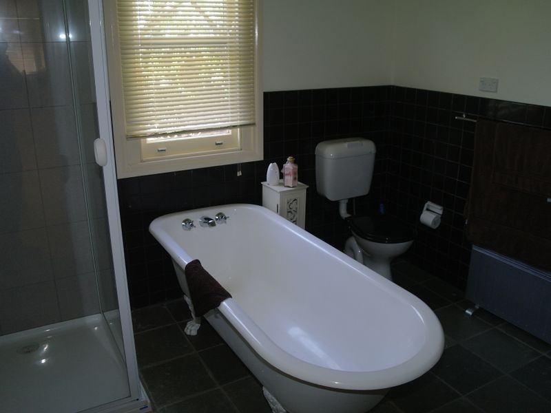 24 Smythe Street, Benalla VIC 3672