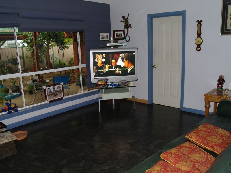 27 Commercial Road, Benalla VIC 3672