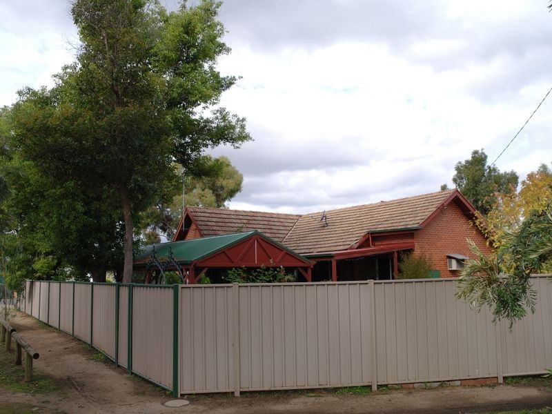 27 Commercial Road, Benalla VIC 3672