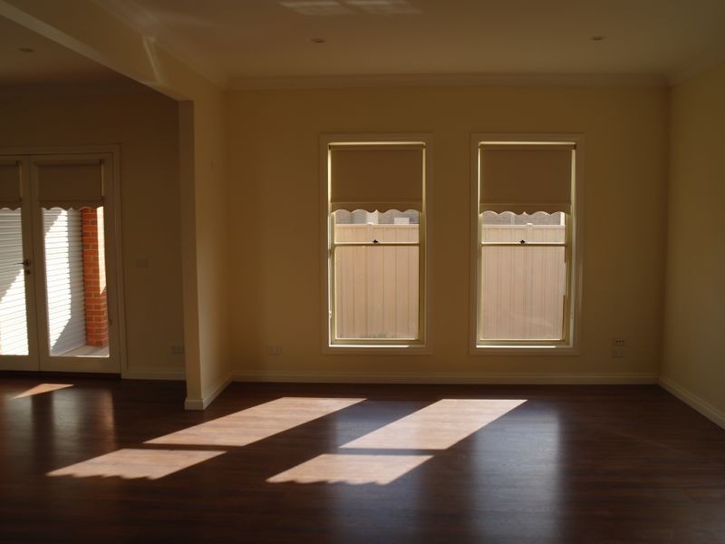 5 Watttletree Grove, Benalla VIC 3672