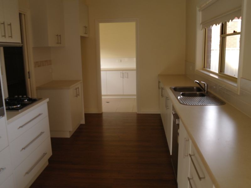 5 Watttletree Grove, Benalla VIC 3672