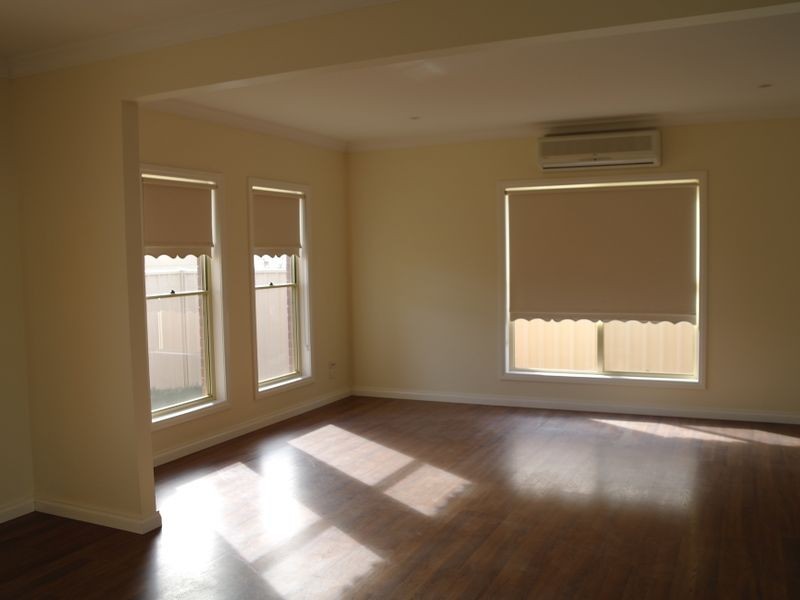 5 Watttletree Grove, Benalla VIC 3672