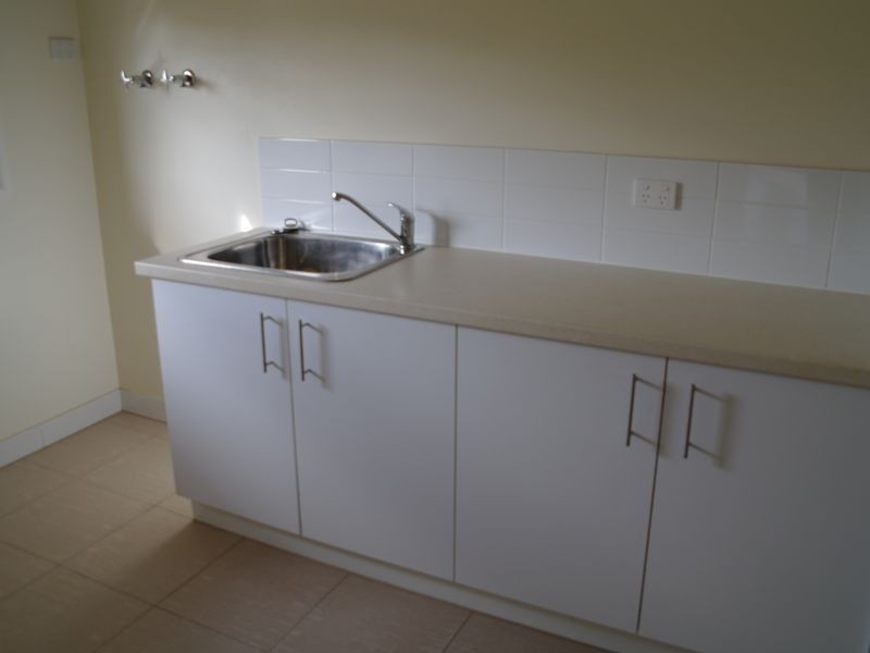 5 Watttletree Grove, Benalla VIC 3672