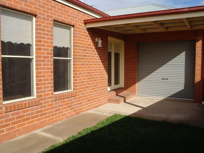 5 Watttletree Grove, Benalla VIC 3672