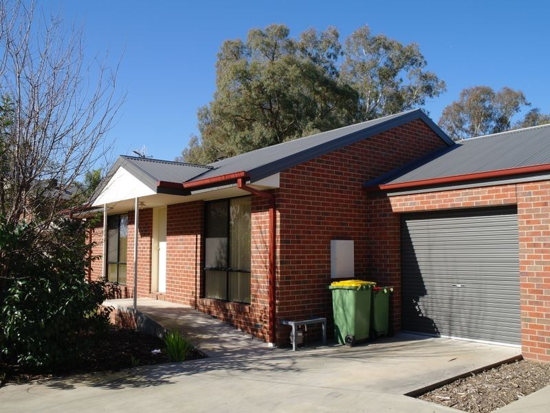 1 & 2 – 1 Arundel Street, Benalla VIC 3672