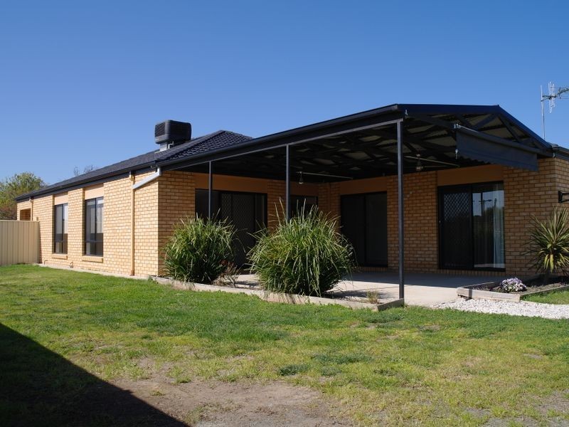 96 Thomas Street, Benalla VIC 3672