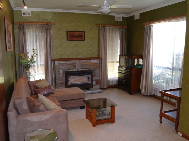 92 Thomas Street, Benalla VIC 3672