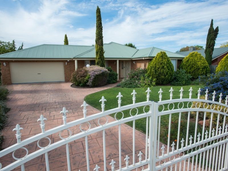 144 Cowan Street, Benalla VIC 3672