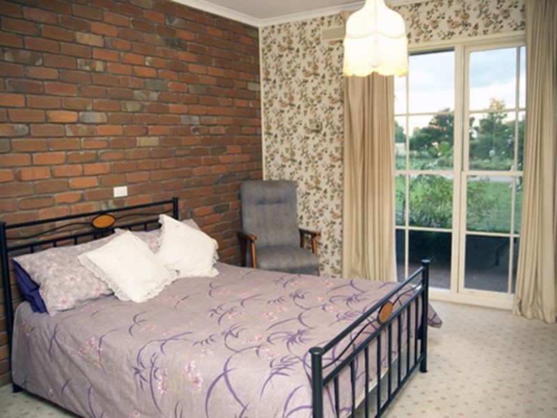 85 Willis Little Drive, Benalla VIC 3672