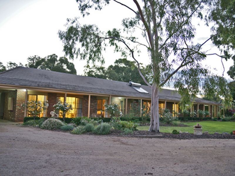 85 Willis Little Drive, Benalla VIC 3672