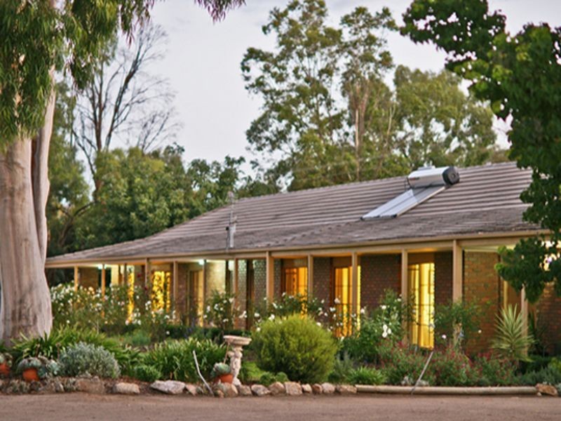 85 Willis Little Drive, Benalla VIC 3672
