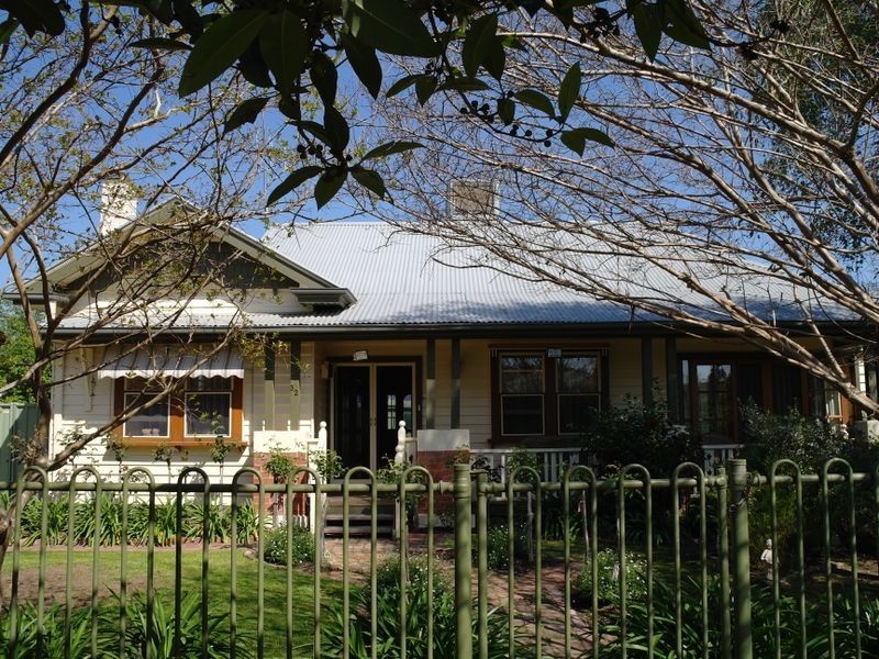 32 Goomalibee Street, Benalla VIC 3672