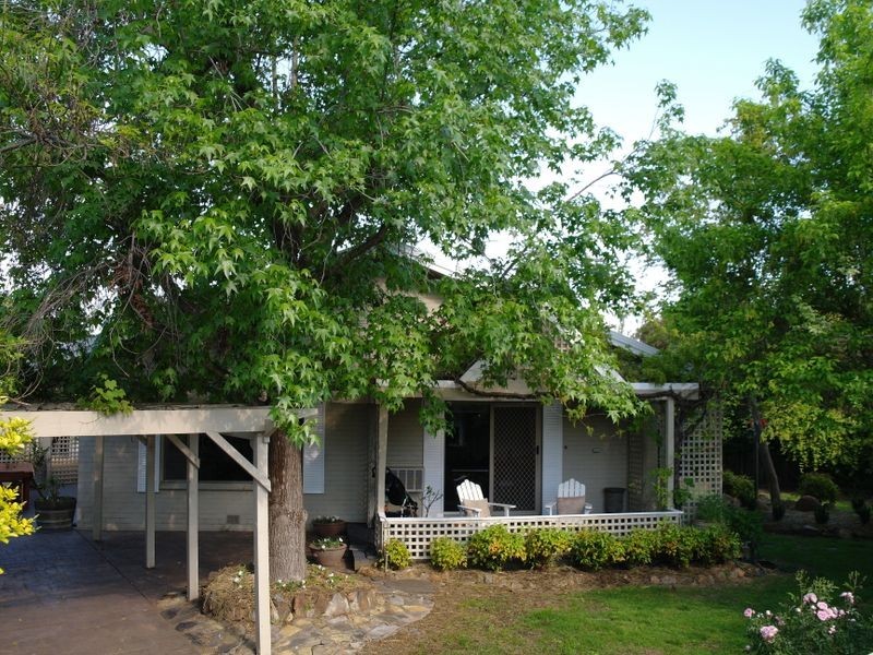 53 Riverview Road, Benalla VIC 3672