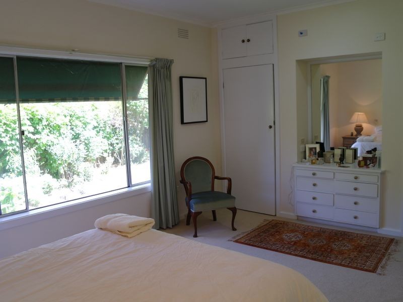 53 Riverview Road, Benalla VIC 3672