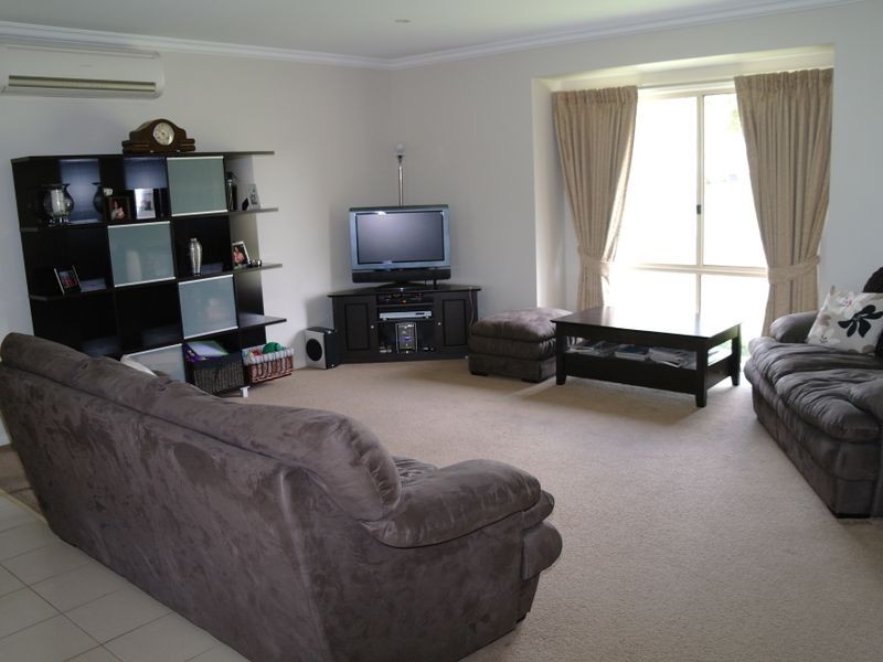 24 Deas Street, Benalla VIC 3672