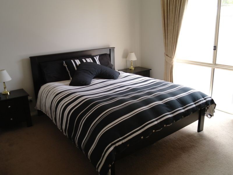 24 Deas Street, Benalla VIC 3672