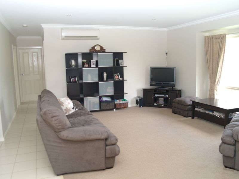 24 Deas Street, Benalla VIC 3672