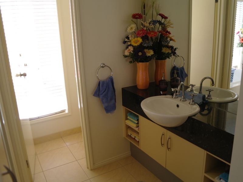 9 McNulty Drive, Benalla VIC 3672