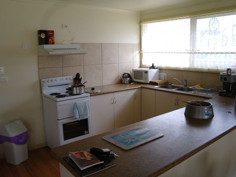 15 Georgesay Court, Benalla VIC 3672