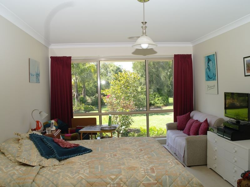 67 Olivers Road, Benalla VIC 3672