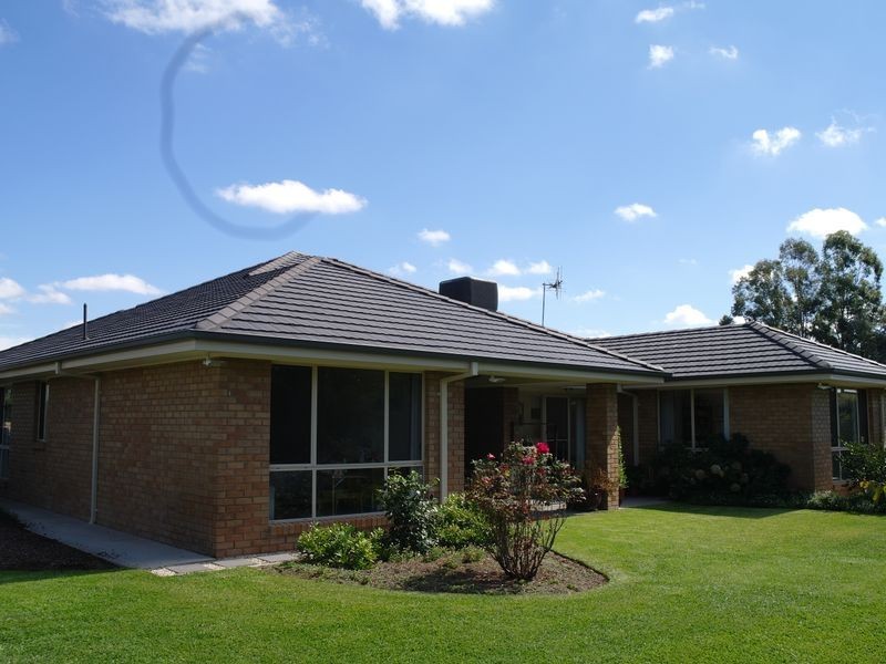67 Olivers Road, Benalla VIC 3672