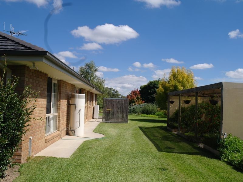 67 Olivers Road, Benalla VIC 3672