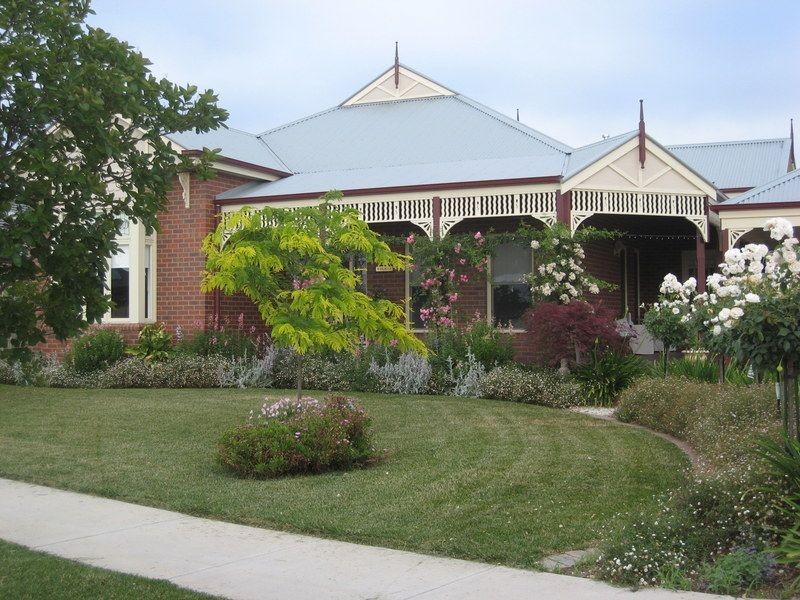 14 Ironbark Drive, Benalla VIC 3672