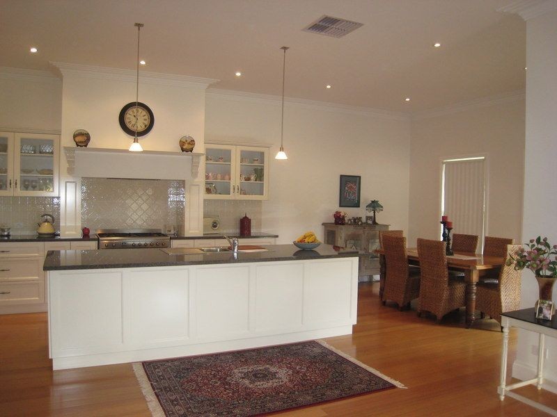 14 Ironbark Drive, Benalla VIC 3672