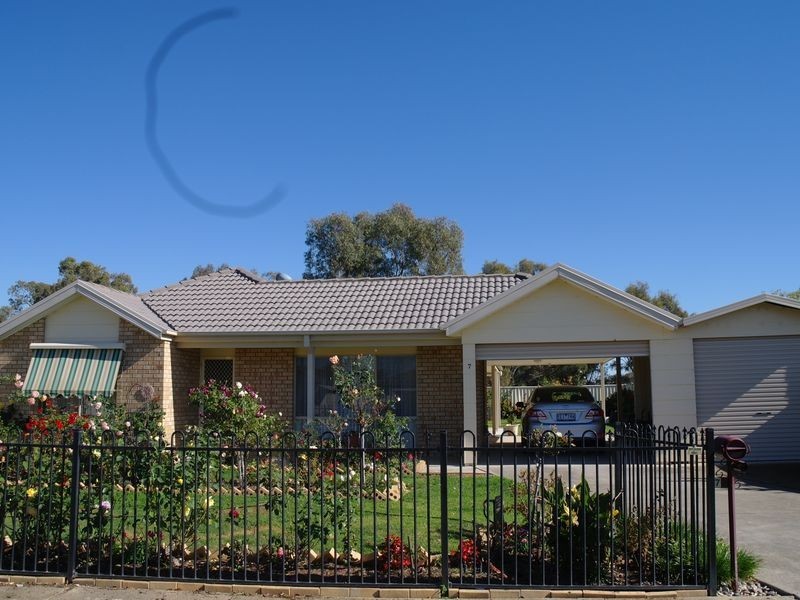 7 George Say Court, Benalla VIC 3672