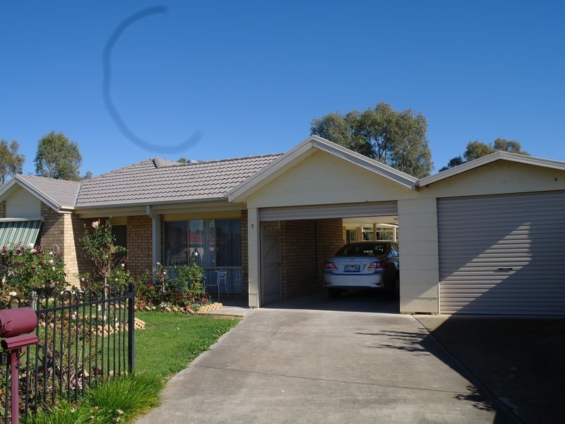 7 George Say Court, Benalla VIC 3672