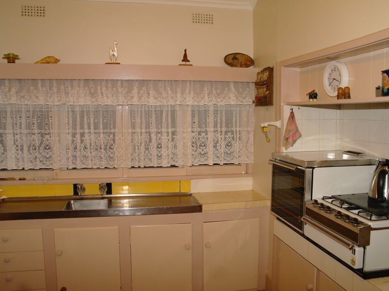 6 Goomalibee Street, Benalla VIC 3672