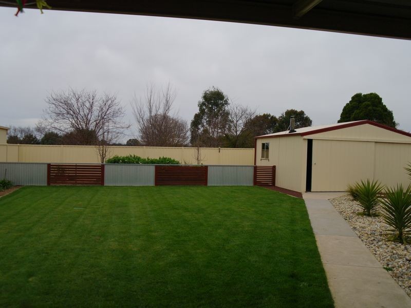 7 Ironbark Drive, Benalla VIC 3672