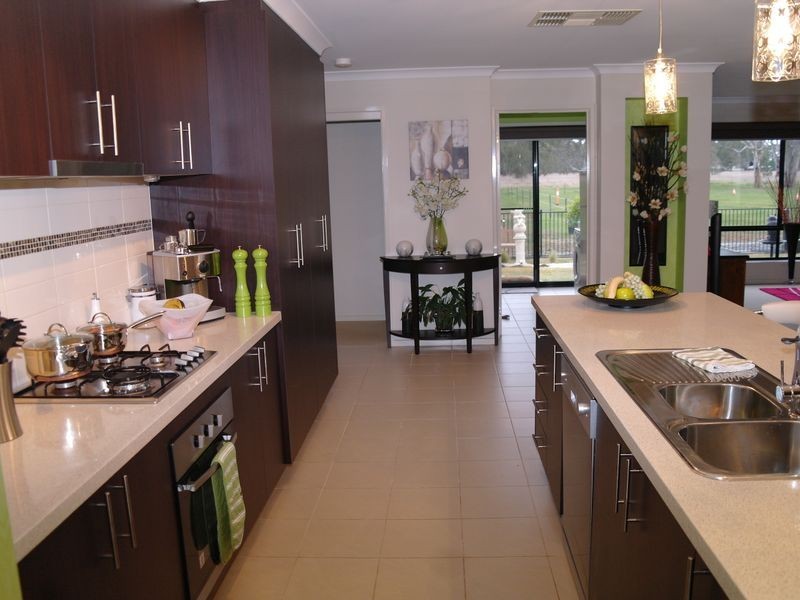 8 Stapleton Court, Benalla VIC 3672