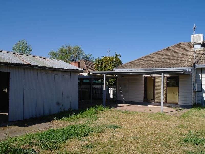 16 Moore Street, Benalla VIC 3672