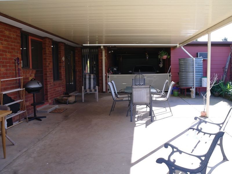 52 Cook Street, Benalla VIC 3672