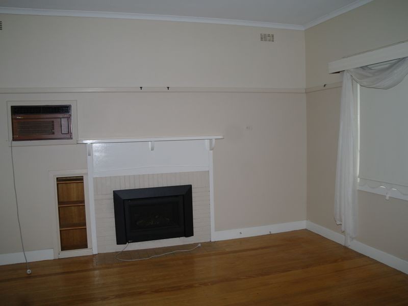 18 Deas Street, Benalla VIC 3672