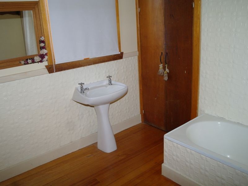 18 Deas Street, Benalla VIC 3672